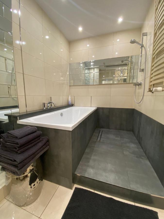 Apartament W Sercu Gdanska Z Parkingiem Podziemnym מראה חיצוני תמונה
